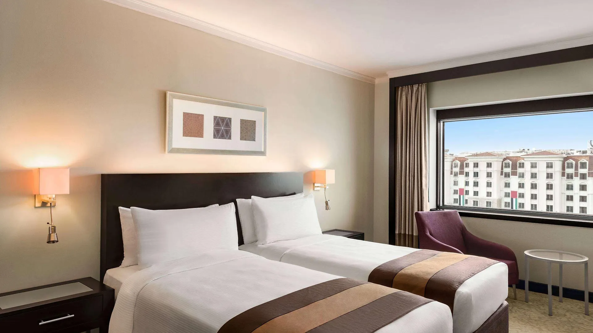 Ramada Plaza By Wyndham Dubai Deira Hotell 4*,