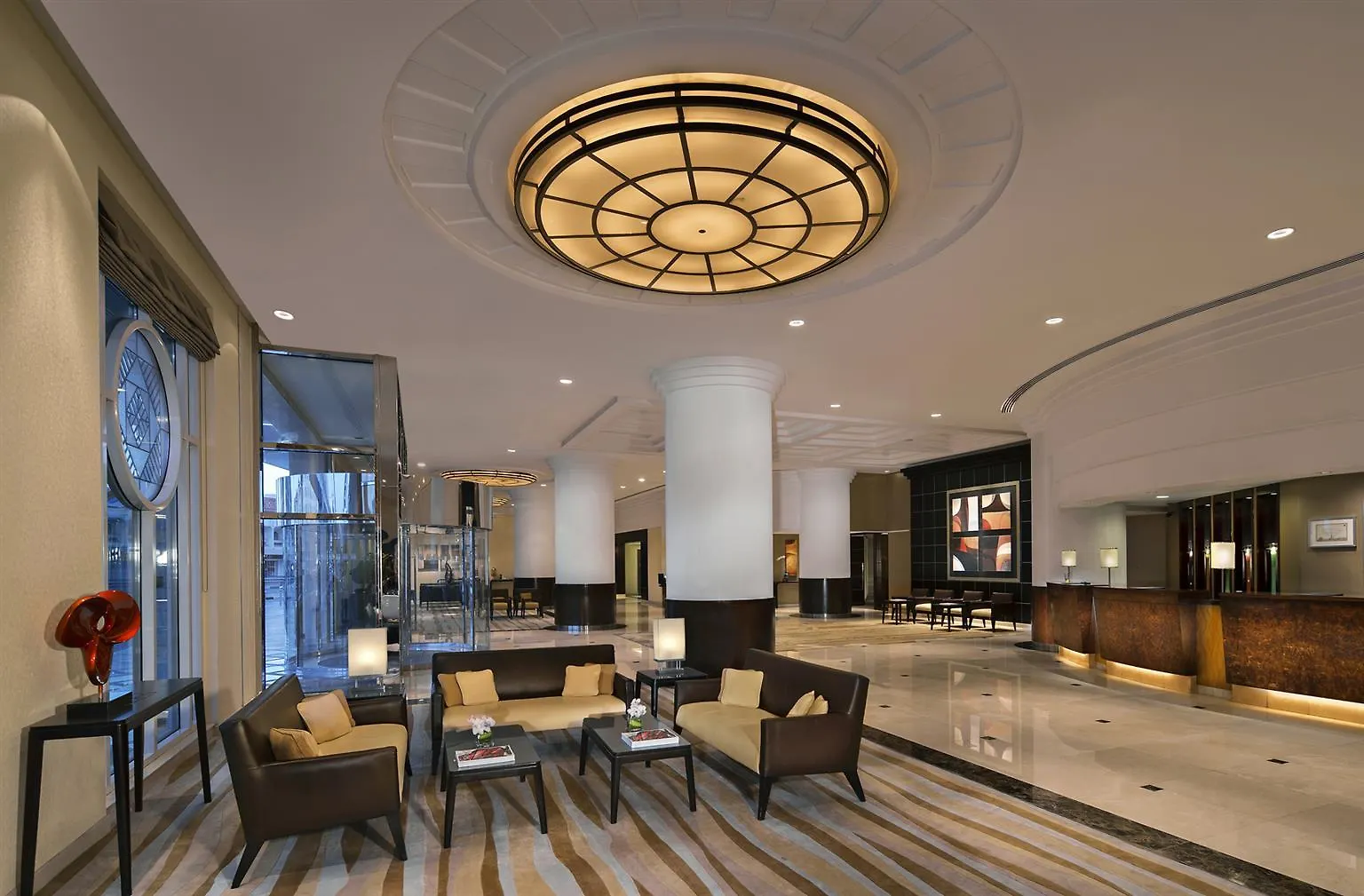 Ramada Plaza By Wyndham Dubai Deira Hotell