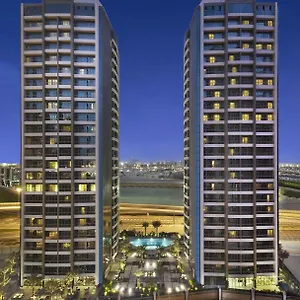 4* Hotell Atana