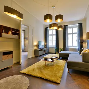 Apartmanhotel S23 
