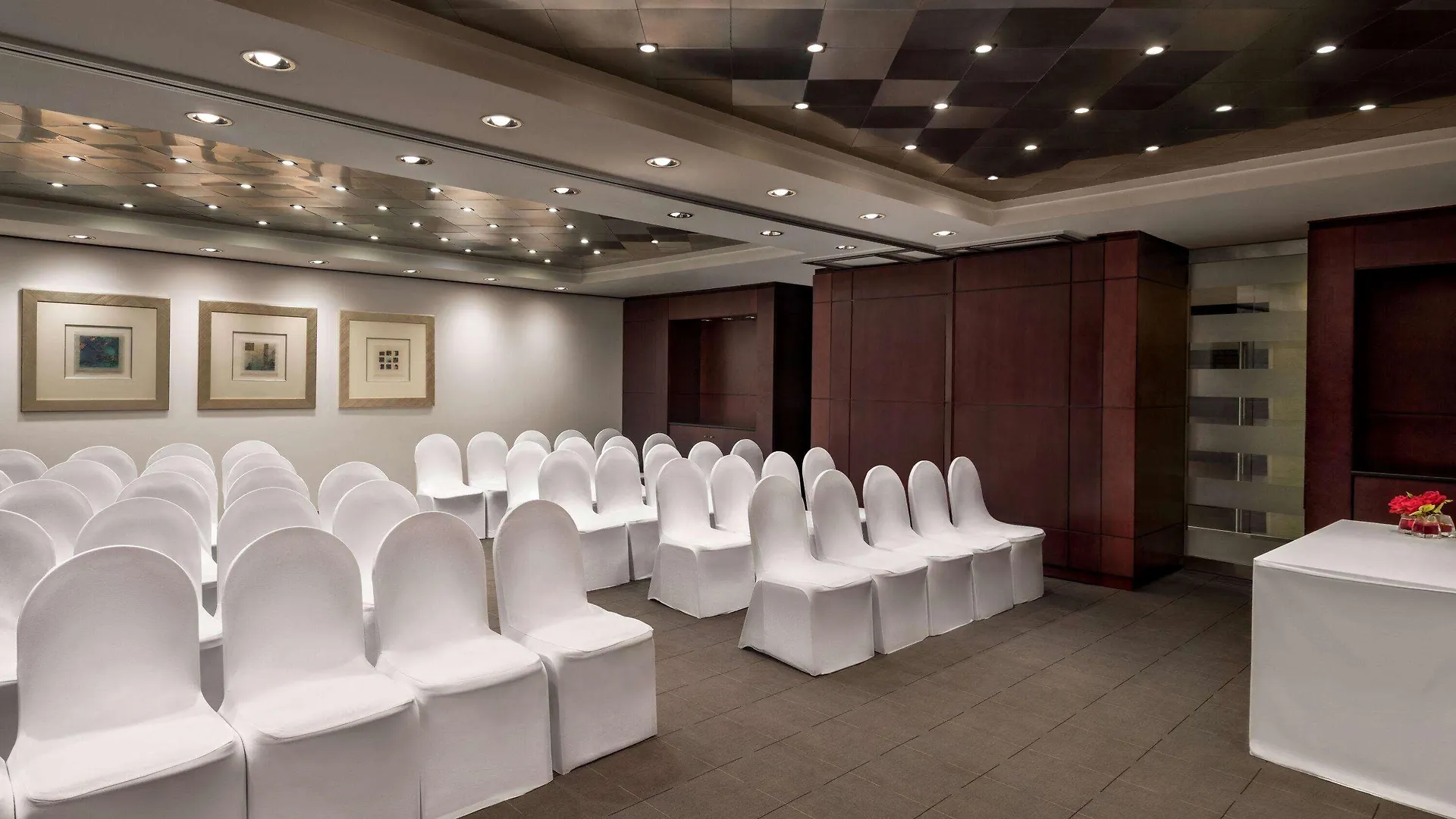 Ramada Plaza By Wyndham Dubai Deira Hotel Egyesült Arab Emírségek