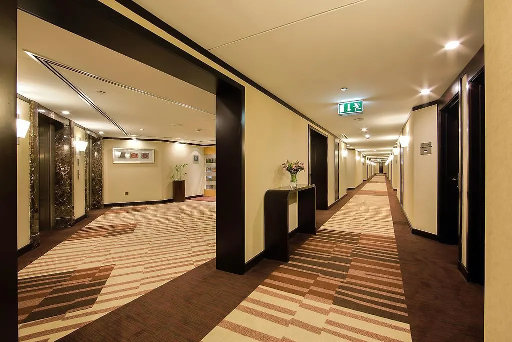 Ramada Plaza By Wyndham Dubai Deira Otel 4*,  Birleşik Arap Emirlikleri